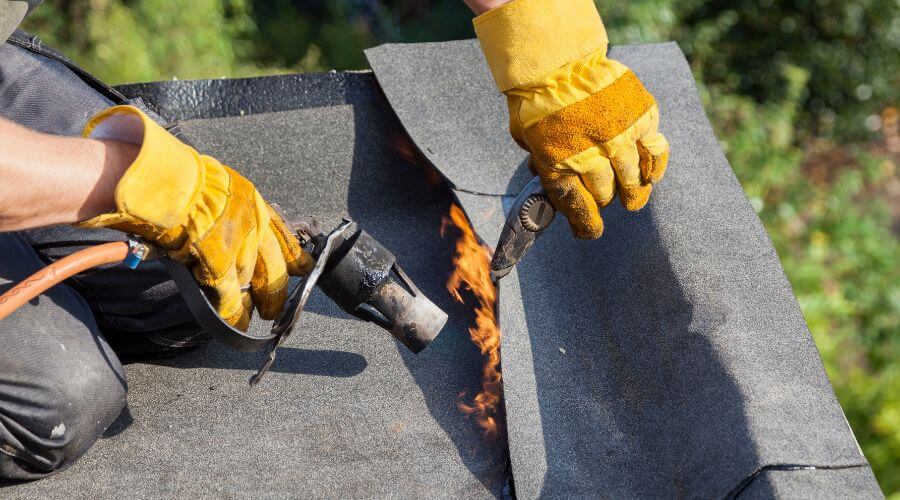 Professional residential roofers in Linthicum Heights, MD